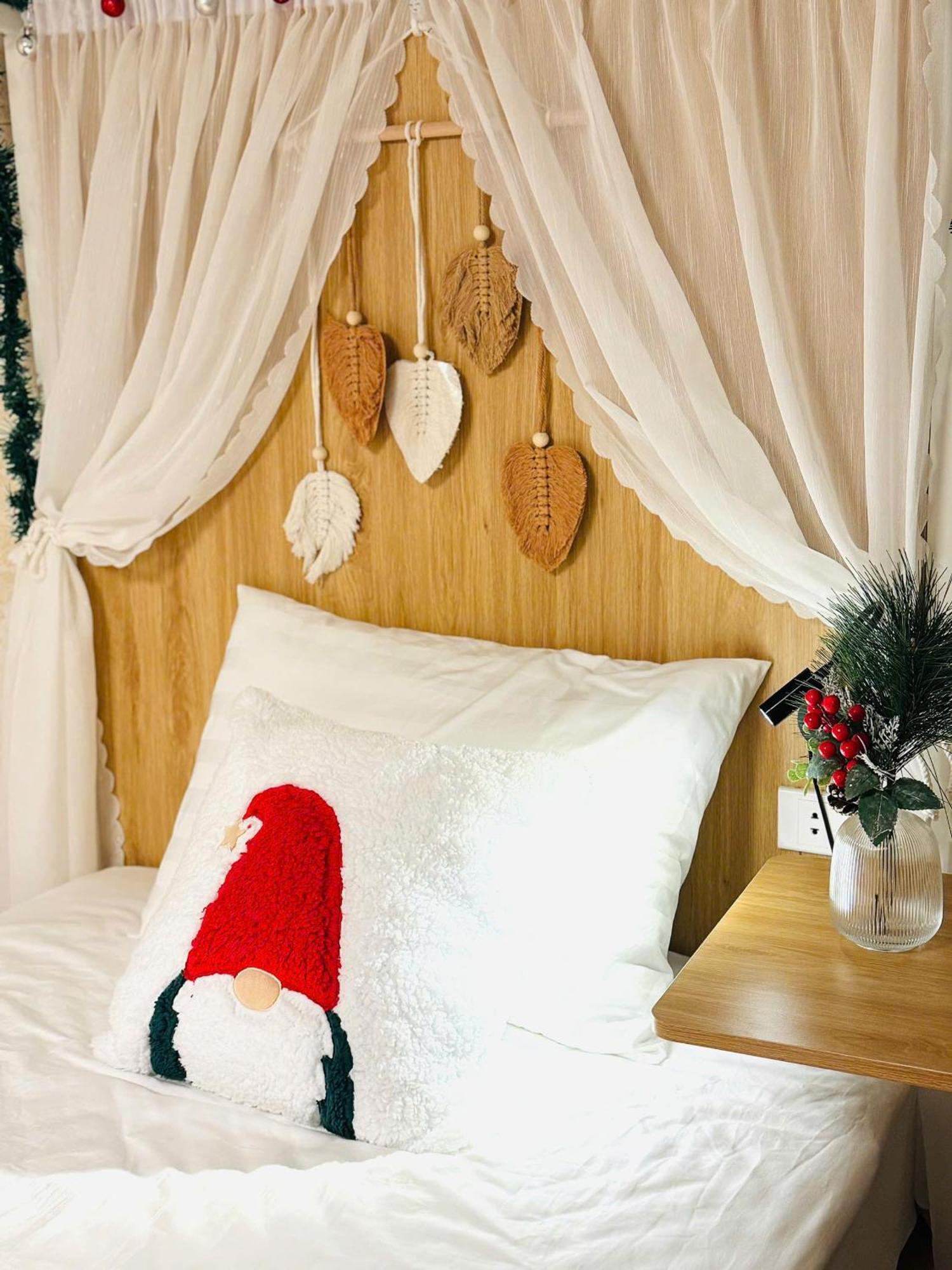 Opera Bed & Breakfast Hanoi